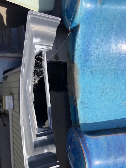 つまりの原因を撤去